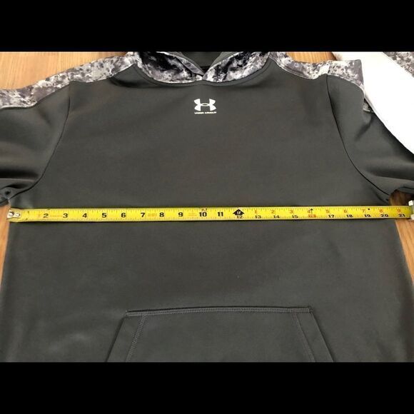 UNDER ARMOUR Coldgear Gray/White Hoodie - Picture 6 of 9